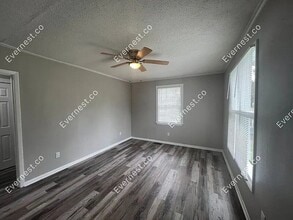 1418 Division St in North Little Rock, AR - Building Photo - Building Photo