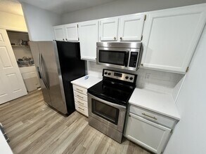 77 Forest Oaks Dr in Durham, NC - Building Photo - Building Photo