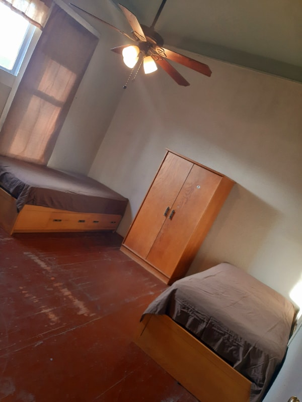 property at 1816 E Houston St