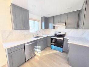 10421 Carlyle Ct in Cypress, CA - Building Photo - Building Photo