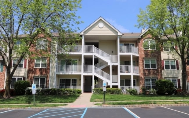 property at 1715 Breckenridge Dr
