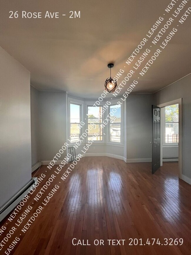 26 Rose Ave in Jersey City, NJ - Building Photo - Building Photo