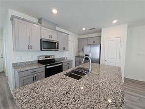 1384 Mirabella Cir in Davenport, FL - Building Photo - Building Photo