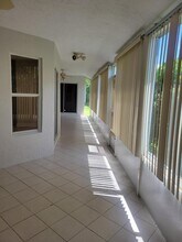 715 Birdie Ct in Delray Beach, FL - Foto de edificio - Building Photo