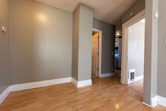 1113 S 30th Ave in Omaha, NE - Building Photo - Building Photo