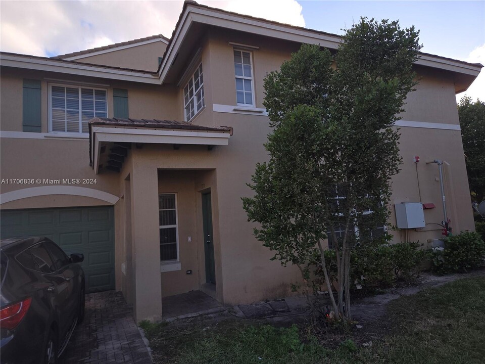 1771 NE 6th St in Boynton Beach, FL - Foto de edificio