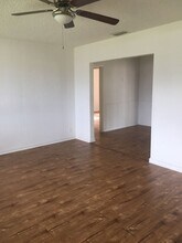 8330 63rd Way N in Pinellas Park, FL - Building Photo - Building Photo