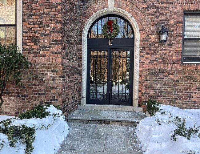 property at 64 Sagamore Rd