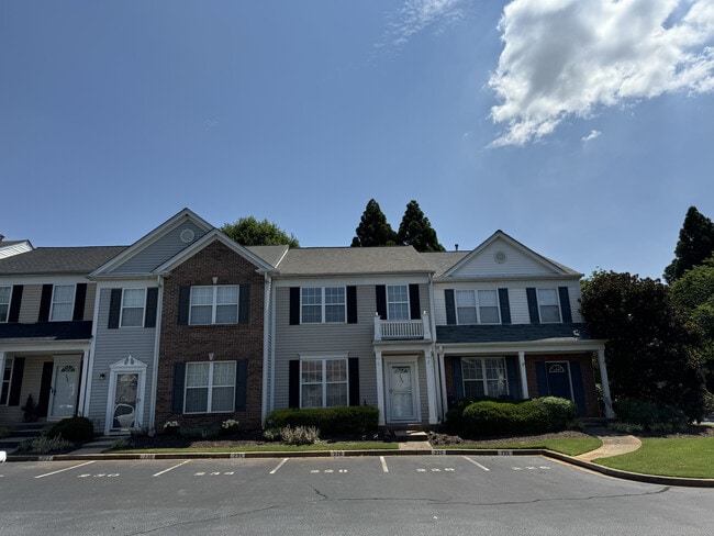 property at 228 Braelock Dr