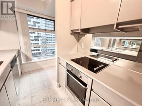 50-1650 Lombard St in Toronto, ON - Building Photo - Building Photo