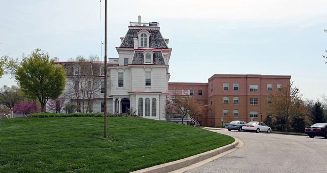 Aigburth Vale Senior Community in Towson, MD - Foto de edificio - Building Photo