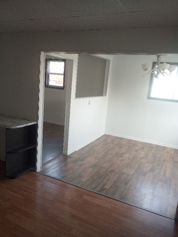193 Main St in Rayland, OH - Building Photo - Building Photo