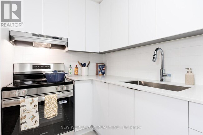 property at 101 Roehampton Ave