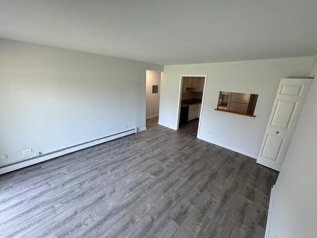 90 Olesen Dr-Unit -101 in Naperville, IL - Building Photo - Building Photo