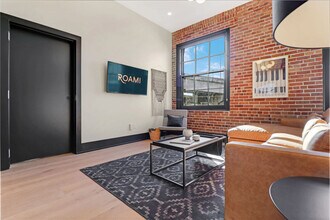 1148 S Peters St in New Orleans, LA - Building Photo - Building Photo