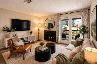 The Summit Apartments in San Marcos, TX - Building Photo