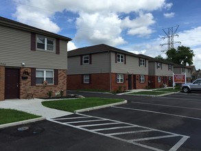 St. Adelbert North in Dayton, OH - Building Photo - Building Photo