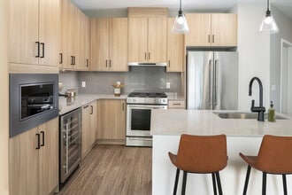 Avalon Parsippany in Parsippany, NJ - Building Photo - Building Photo