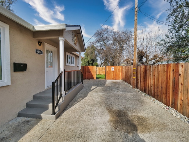 308 6th St in Roseville, CA - Building Photo - Building Photo