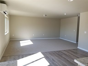 2509 Sand Dollar Rd W in Bremerton, WA - Building Photo - Building Photo