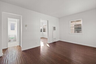 4636 Clarissa Ave in Los Angeles, CA - Building Photo - Building Photo