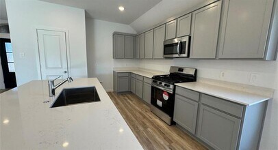 172 Wasatch Peaks Wy in Willis, TX - Building Photo - Building Photo