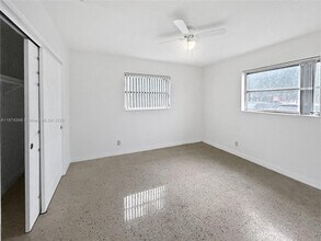 2441 NW 9th Terrace in Wilton Manors, FL - Building Photo - Building Photo