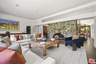 3 Latimer Rd in Santa Monica, CA - Building Photo - Building Photo