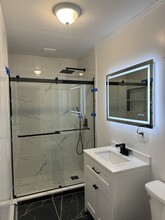 5 Otisfield St, Unit 2 in Boston, MA - Building Photo - Building Photo
