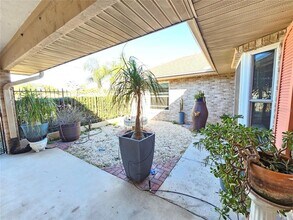 2088 S Parkton Dr in Deltona, FL - Building Photo - Building Photo