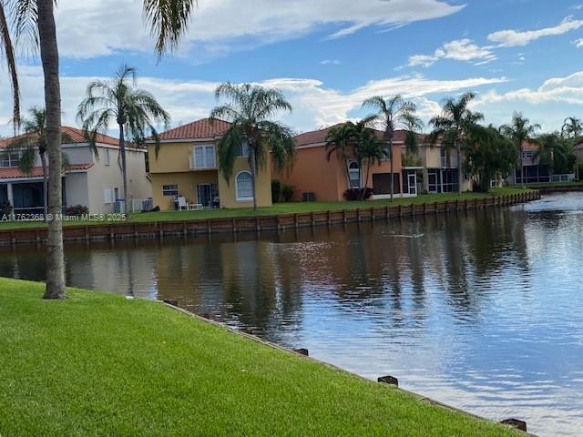 1812 E Trafalgar Cir in Hollywood, FL - Building Photo - Building Photo