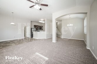 1625 Rd 5102 in Cleveland, TX - Building Photo - Building Photo