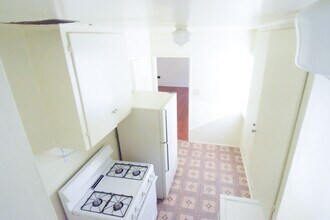 807-813 W 30th St in Los Angeles, CA - Foto de edificio - Interior Photo