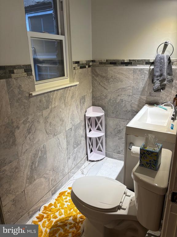 property at 1155 S 10th St