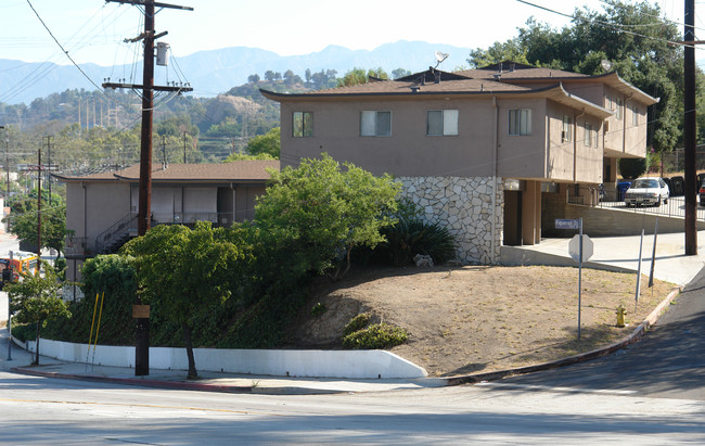 1001 Rockdale Ave in Los Angeles, CA - Building Photo - Building Photo