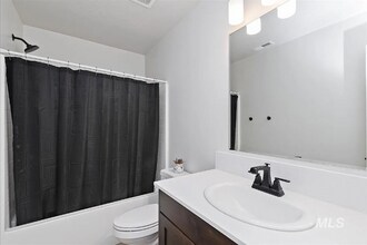 4437 E Faceto St in Meridian, ID - Building Photo - Building Photo