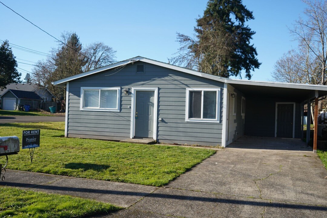 3000 O St in Vancouver, WA - Building Photo