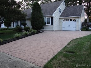 514 Leawood Ave in Toms River, NJ - Building Photo - Building Photo