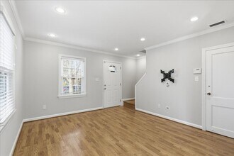 403 S Veitch St in Arlington, VA - Building Photo - Building Photo