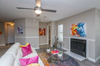 The Park at Stonehaven in Stone Mountain, GA - Foto de edificio - Building Photo