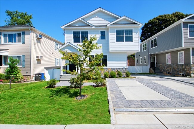 property at 48 Linwood Rd S