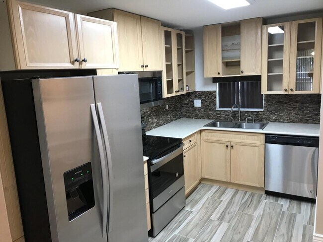 property at 8960 S Hollybrook Blvd