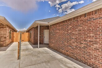 1220 Preston Trails, Unit B in Wolfforth, TX - Building Photo - Building Photo