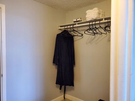 2618 Cove Cay Dr in Clearwater, FL - Building Photo