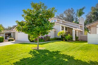 31594 Corte Salinas in Temecula, CA - Building Photo - Building Photo