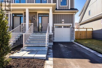 236 Yellow Birch Cres in Blue Mountains, ON - Building Photo - Building Photo