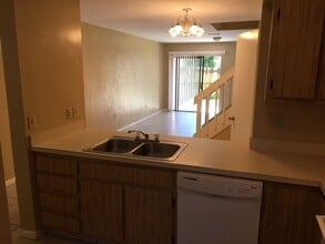2145 SW 39th Way in Gainesville, FL - Building Photo - Building Photo