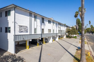 St. Andrews I in Los Angeles, CA - Building Photo - Building Photo