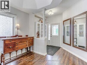 30 Lacona Crescent in Richmond Hill, ON - Building Photo - Building Photo