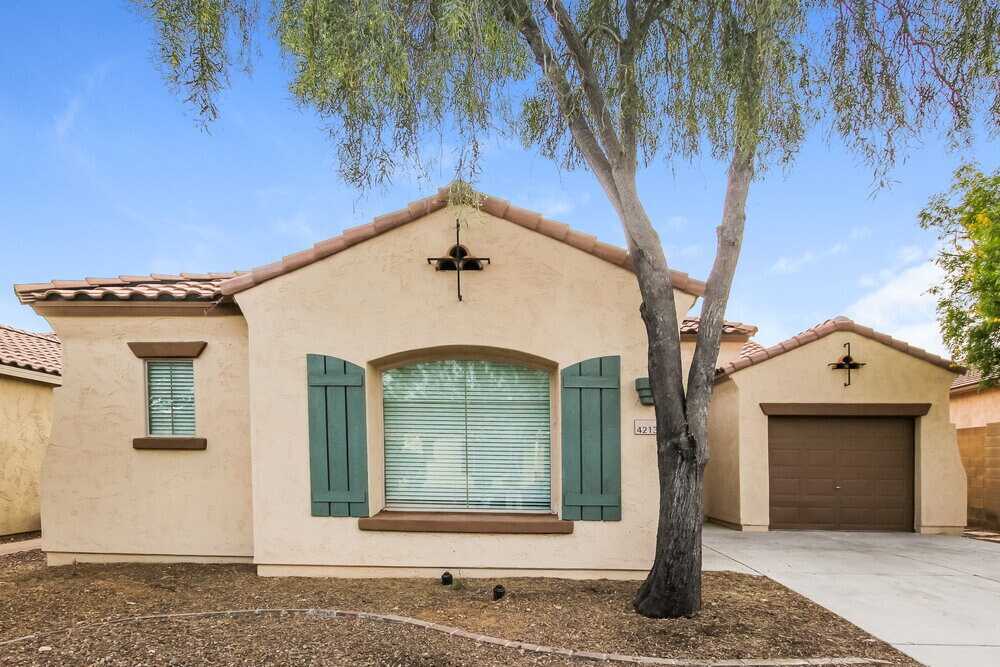 42134 N Mantle Way in Anthem, AZ - Building Photo